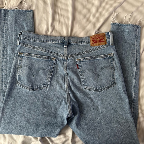 Levi’s 501 Jean - Picture 3 of 9